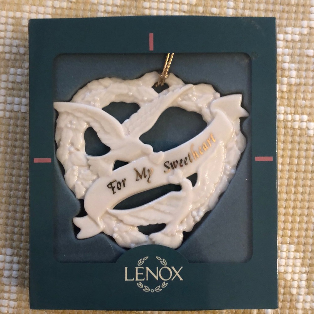 💘 “For my Sweetheart” Lenox 🥰 with box!